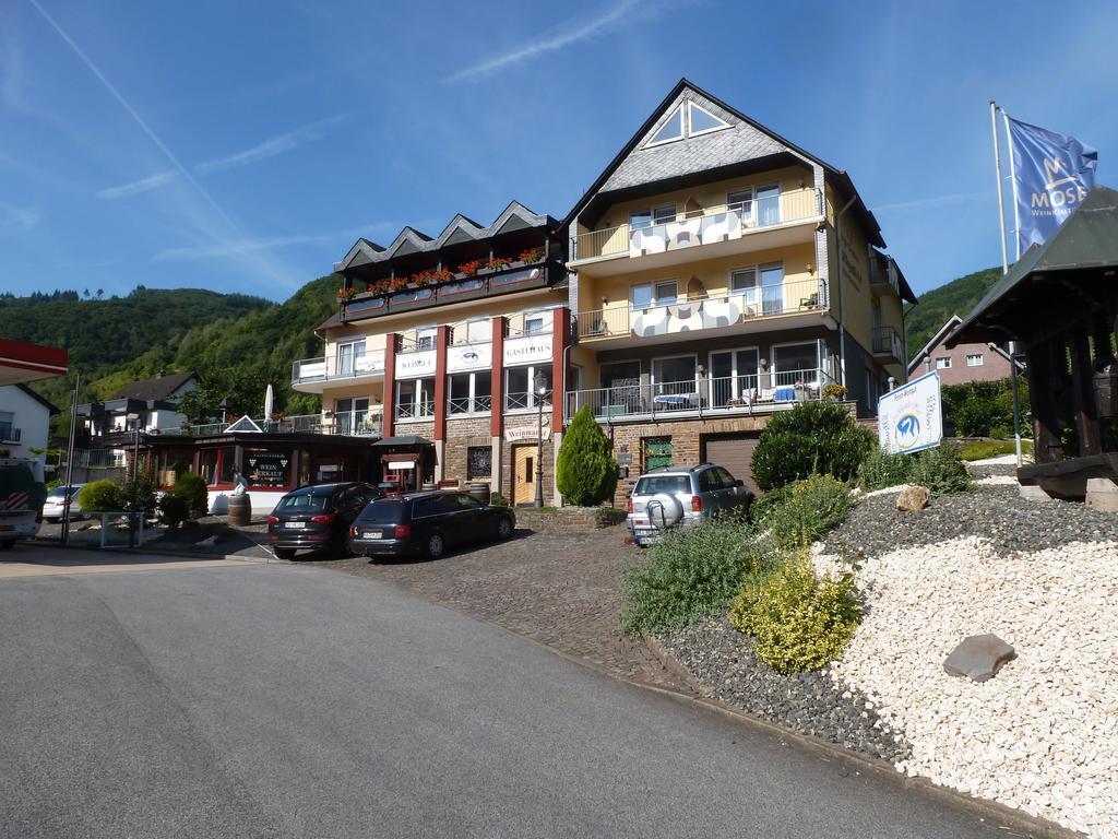 סנקט אלדגונד Wein- Und Gaestehaus St. Aldegundishof מראה חיצוני תמונה