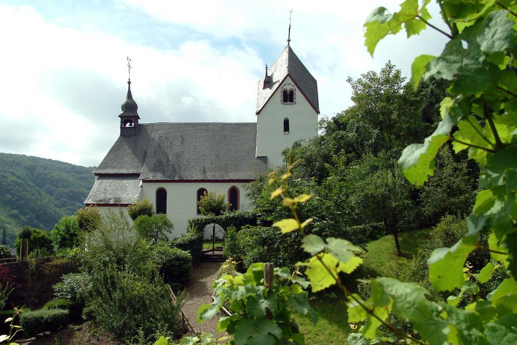 סנקט אלדגונד Wein- Und Gaestehaus St. Aldegundishof מראה חיצוני תמונה